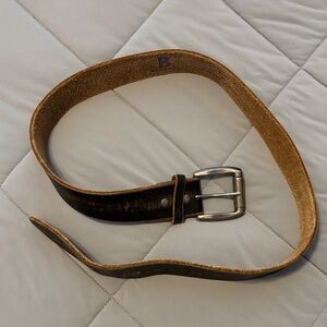 Elegant Black Leather Belt with Silver Buckle